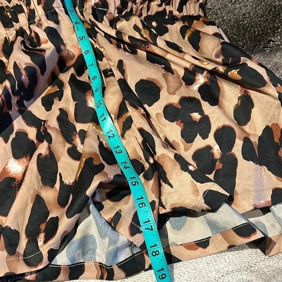 SHEIN leopard  print chiffon high waisted shorts Sz 3XL - Picture 5 of 14